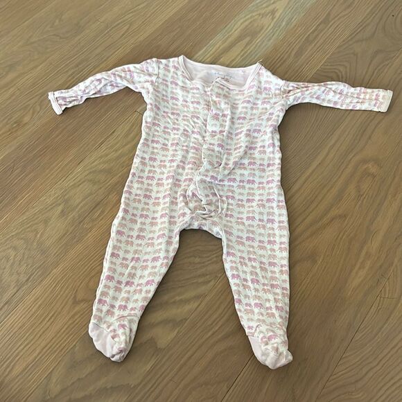 Magnetic me elephant print footie 6-9M - Picture 1 of 2